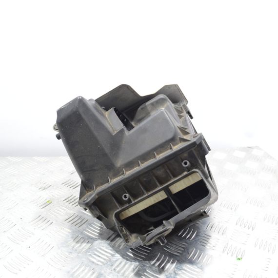 Корпус повітряного фільтра 2.0 TFSI Audi A4 B7 2004-2008 Корпус фільтра повітря Ауді а4 б7 03G133835A | Зображення 1