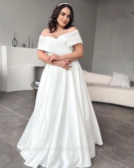 Атласна сукня, бюджетний варіант