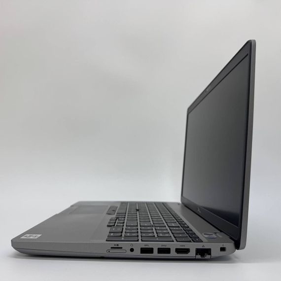 Ультрабук Dell Latitude 5511 / 15.6" (1920x1080) IPS / Intel Core i5-10400H (4 (8) ядра по 2.6 - 4.6 GHz) / 16 GB DDR4 / 256 GB SSD / nVidia GeForce MX250, 2 GB GDDR5, 64-bit / WebCam / HDMI б/у + Подарок Мышка и коврик | Зображення 4