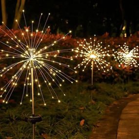 Уличный садовый светильник Фейерверк газонный на солнечной батарее 60 диодов