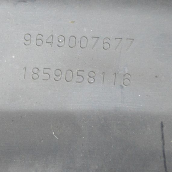 Захист передьої панелі права Peugeot 607 декоративна накладка Пежо 607 9649007677 | Зображення 3