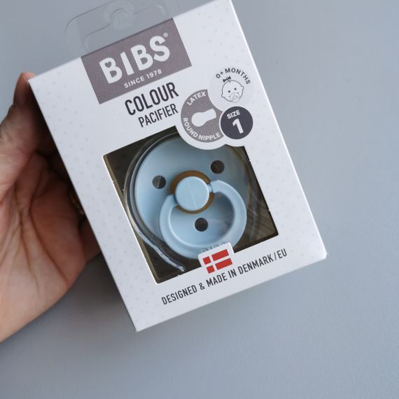 Соска Bibs Colour round latex 0-6 міс baby blue