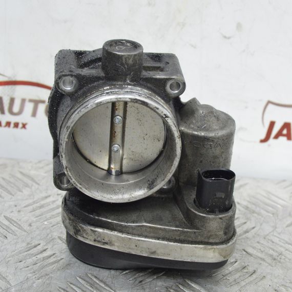 Дросельна заслінка BMW E46 E87 E90 E91 дросель БМВ е46 е87 е90 е91 13541439224 1439224