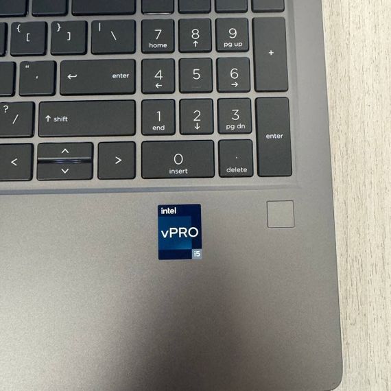 Мобільна робоча станція HP ZBook Power G10 / 15.6'' (1920x1080) IPS / Intel Core i5-13600H (12 (16) ядер по 2.8 - 4.8 GHz) / 16 GB DDR5 / 256 GB SSD / nVidia RTX A1000, 4 GB GDDR6, 128-bit / WebCam б/в | Зображення 3