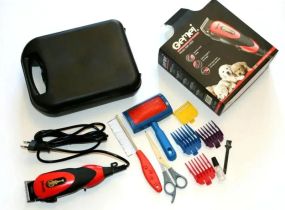 Профессиональная машинка для стрижки животных (собак и кошек) Gemei GM-1023