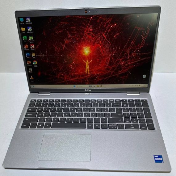 Мобильная рабочая станция Б-класс Dell Precision 3560 / 15.6" (1920x1080) TN / Intel Core i7-1165G7 (4 (8) ядра по 2.8 - 4.7 GHz) / 16 GB DDR4 / 256 GB SSD / nVidia Quadro T500, 2 GB GDDR6, 64-bit / WebCam / Win 11 Pro б/у | Зображення 1