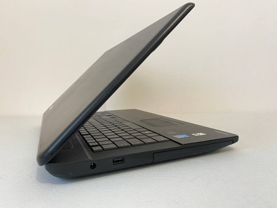 Ноутбук Б-клас Toshiba Satellite Pro C70-A-153 / 17.3" (1600x900) TN / Intel Core i5-4200M (2 (4) ядра по 2.5 - 3.1 GHz) / 12 GB DDR3 / 750 GB HDD / Intel HD Graphics 4600 / WebCam / DVD-RW б/в | Зображення 5