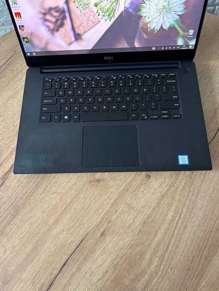 Сенсорний Ноутбук Dell XPS 9570 15.6" 4K i7 8750H 16Gb SSD 512Gb GTX 1050Ti Б/У | Зображення 4