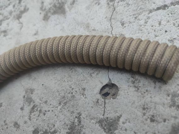 Шнур страхувальний кручений Тренчик-карабін економ (паракорд, койот) MAS | Зображення 4