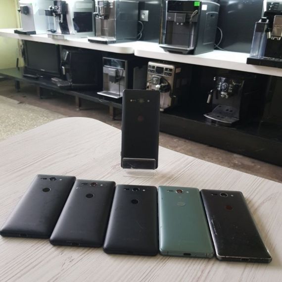 Мобільний телефон Sony xz2 4/64gb б/в | Зображення 1