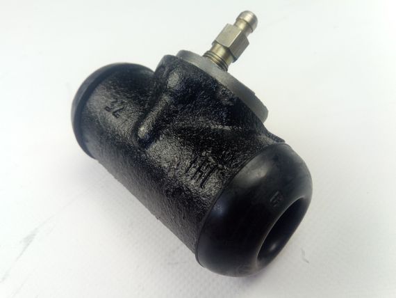 Циліндр задній гальмівний ГАЗ 2410 (штуц 10), Фенекс (K2810C3) (2410-3502040) | Зображення 1