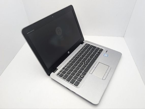 Нетбук HP EliteBook 820 G3 / 12.5" (1366x768) TN / Intel Core i5-6300U (2 (4) ядра по 2.4 - 3.0 GHz) / 8 GB DDR4 / 320 GB HDD / Intel HD Graphics 520 / WebCam б/у | Зображення 5
