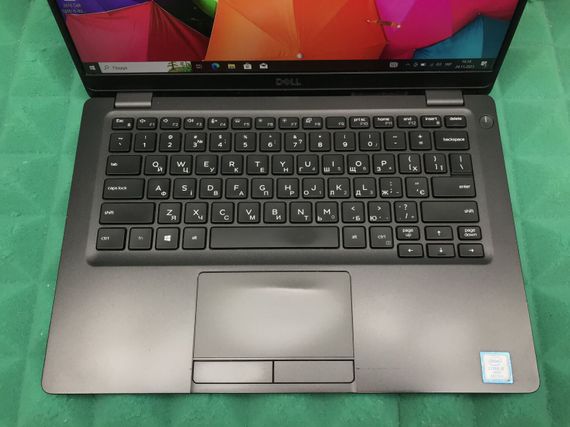 Ультрабук Б-клас Dell Latitude 5300 / 13.3" (1920x1080) IPS / Intel Core i5-8365U (4 (8) ядра по 1.6 - 4.1 GHz) / 8 GB DDR4 / 256 GB SSD M.2 / Intel UHD Graphics 620 / WebCam / USB 3.1 / HDMI / Windows 10 б/в | Зображення 6