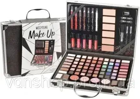 Набір косметики для макіяжу в кейсі missyoung GM20250 makeup set black