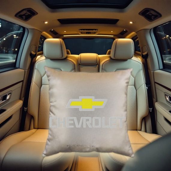 Авто Подушка c вышивкой логотипа марки шевроле Chevrolet бежевый автомобилисту 03772