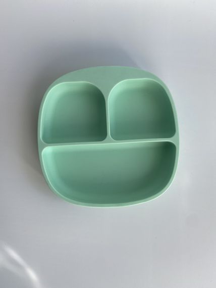 Силіконова секційна тарілка на присосці Квадрат М'ята
