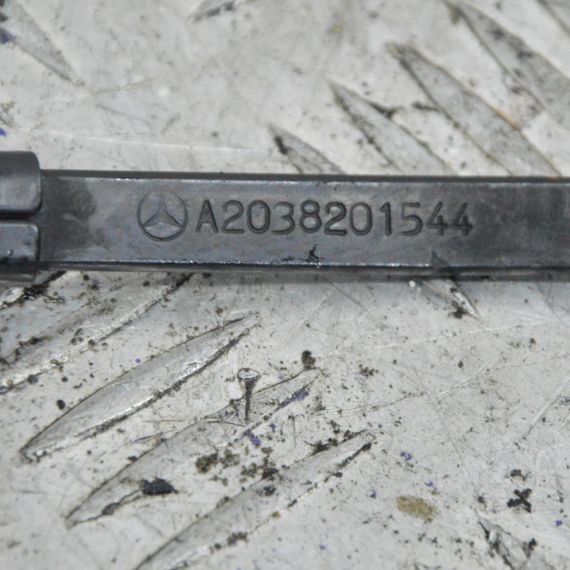 Важіль поводок склоочисника Mercedes C-Class W203 2000-2007 універсал Двірник задній Мерседес В203 A2038201544 | Зображення 5