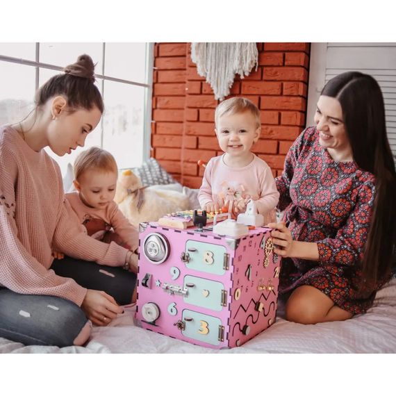 Развивающая игрушка Бизикуб Temple Group TG200132 30х30х30 см Розовый | Зображення 2