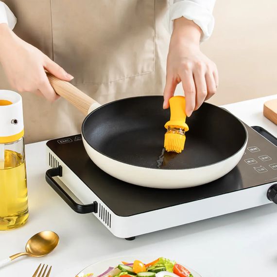 Скляний дозатор оливкової олії із щіткою 2 в 1, 550 мл силіконова крапельниця для вимірювання пляшки для приготування їжі та щітка | Зображення 3