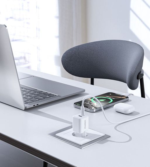 Мережевий зарядний пристрій Choetech PD5012-EU-WH, USB-A/USB-С | Зображення 6