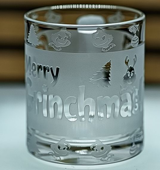Чашка скляна 320 мл з гравіюванням Merry Grinchmas із Грінчем подарунок на Новий Рік | Зображення 2
