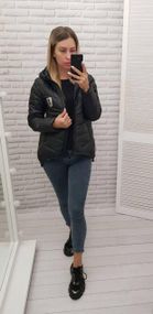 Жіноча демісезонна куртка з емблемою, арт.210/7, чорний