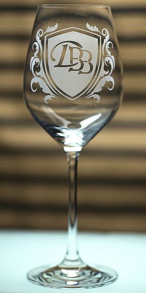 Винный бокал с гравировкой 480 мл монограммы ДВВ подарок фужер для вина именной