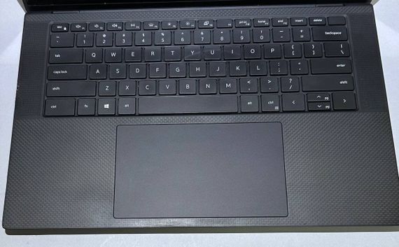 Мобильная рабочая станция Б-класс Dell Precision 5550 / 15.6" (1920x1080) IPS / Intel Core i7-10750H (6 (12) ядер по 2.6 - 5.0 GHz) / 32 GB DDR4 / 256 GB SSD + 256 GB SSD / nVidia Quadro T1000, 4 GB GDDR5, 128-bit / WebCa б/у | Зображення 2