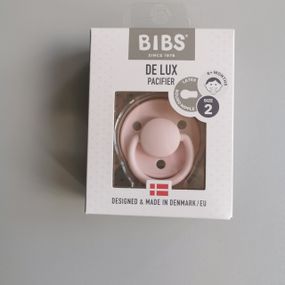 Соска пустушка Bibs De Lux round 6-18 міс Latex blossom