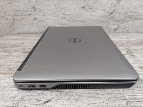 Ноутбук Ігровий Dell Latitude 6540 15.6  8/128 SSD +500GB ATI 8790M 2GB/ i7 | Зображення 4