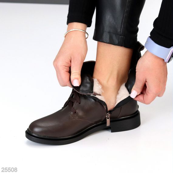 Дизайнерські шкіряні зимові низькі черевики асиметричний дизайн колір Шоколад | Зображення 4