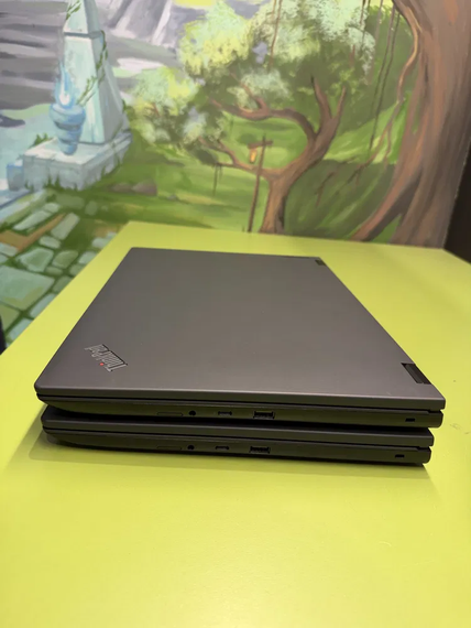 Мобильная рабочая станция Lenovo ThinkPad P16v Gen2 / 16" (1920x1200) IPS / Intel Core Ultra 7 155H (16 (22) ядер по 1.4 - 4.8 GHz) / 32 GB DDR5 / 1000 GB SSD / nVidia RTX 1000 Ada, 6 GB GDDR6, 96-bit / WebCam б/у | Зображення 3