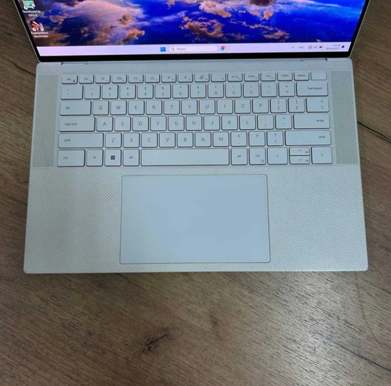 Ноутбук Dell XPS 9510 White QHD+ OLED i7 11800H 16Gb SSD 512Gb RTX 3050 Б/В | Зображення 3