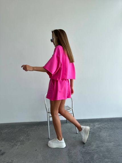 Женский летний костюм шорты и футболка оверсайз LU201 цвет розовый, размер onesize S-XL | Зображення 1