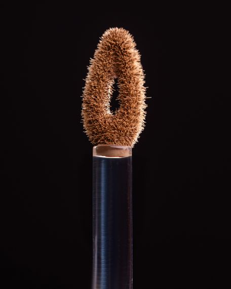 Рідкі тіні для повік ZOLA x Valentina Lelyukh Silky Matte Tint - 04 Sandstone (3.2 g) | Зображення 3