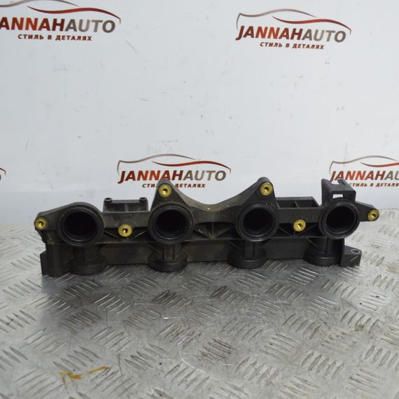 Впускний колектор 2.2 DCI 2.5 DCI Opel Vivaro Movano Опель Віваро Мовано 8200102358 | Зображення 2