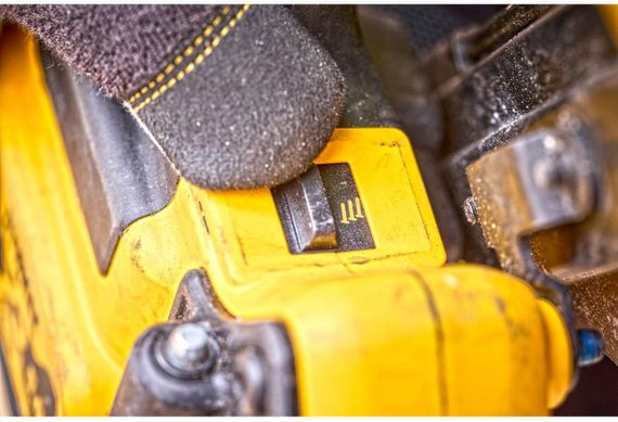 Пістолет цвяхозабивний акумуляторний безщітковий DeWALT DCN930N | Зображення 9