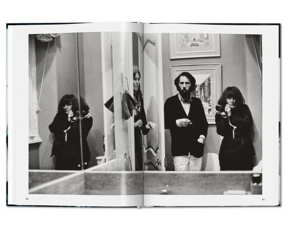 Книга для фотографів Гельмут Ньютон фотомистецтво Helmut Newton&Alice Springs. Us and Them. Matthias Harder | Зображення 4