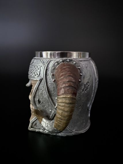 Кружка Вікінг Череп 3D — келих із епоксидної смоли та нержавіючої сталі 500мл | Зображення 1