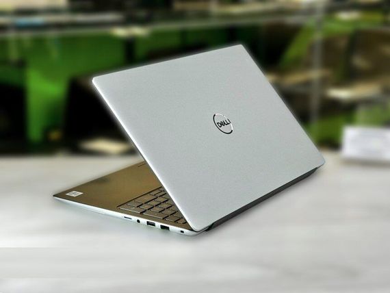 Ультрабук Б-класс Dell Vostro 5590 / 15.6" (1920x1080) IPS / Intel Core i5-10210U (4 (8) ядра по 1.6 - 4.2 GHz) / 8 GB DDR4 / 256 GB SSD M.2 / Intel UHD Graphics / WebCam / Win 11 Pro б/у | Зображення 5