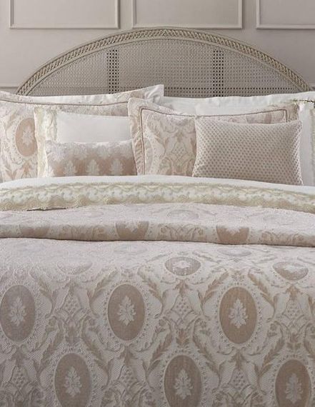 Постельное белье с вышивкой Pepper home Julie pink Премиум класс Жаккард Евро размер