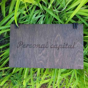 Деревянная шкатулка для накоплений «Personal Capital» на 7 отделений — персонализированный финансовый органайзер в цвете венге