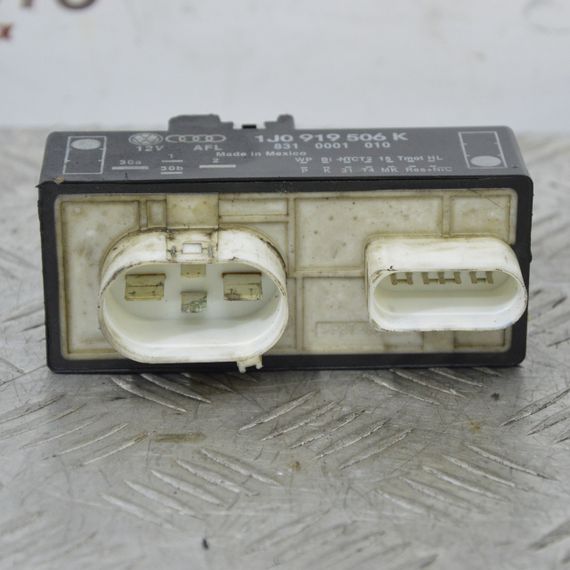 Реле управління вентилятором Skoda блок управління вентиляторами Шкода 1J0919506K | Зображення 2