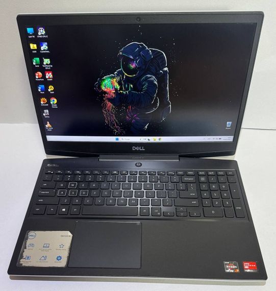 Игровой ноутбук Dell G5 SE 5505 / 15.6" (1920x1080) IPS / AMD Ryzen 7 4800H (8 (16) ядер по 2.9 - 4.2 GHz) / 16 GB DDR4 / 512 GB SSD / AMD Radeon RX 5600M, 6 GB GDDR6, 192-bit / WebCam / HDMI б/у | Зображення 1