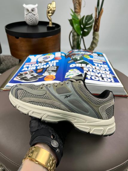 Чоловічі кросівки Re2ebok Premier Trinity KFS Khaki весна / літо / осінь A3793 | Зображення 2