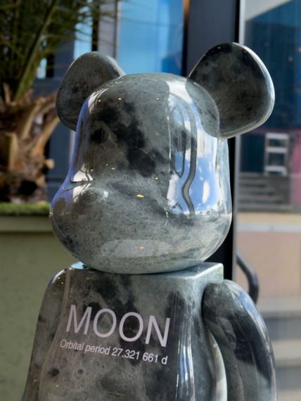 Bearbrick Planet Series Moon дизайнерська статуетка ведмідь Беарбрік 70 см mb002 | Зображення 6
