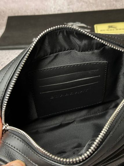 Сумка Burberry небольшого размера через плечо черная с белым лого  S 068-3 | Зображення 4