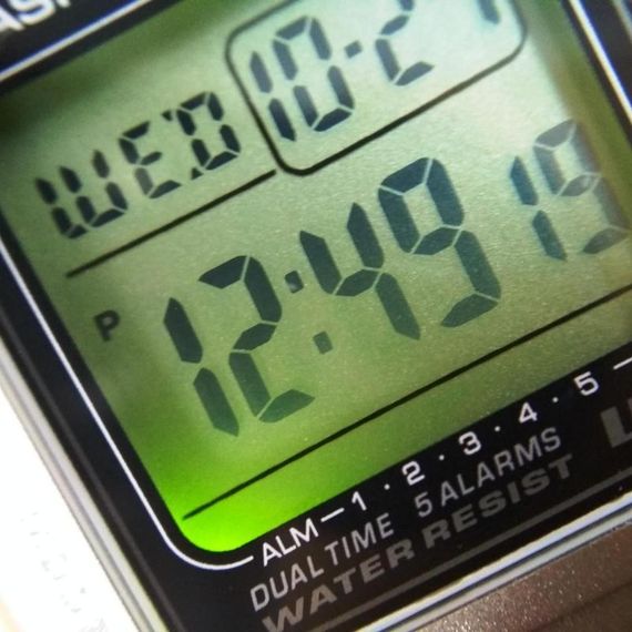 Часы наручные для мужчины стильные электронные кварцевые оригинал Casio Collection F-201WAM-7AVEF | Зображення 1
