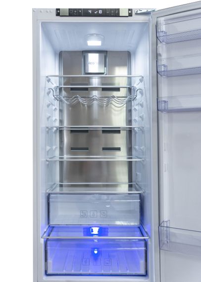 Вбудований холодильник із морозильною камерою BEKO, A++ (BCNA306E3S) | Зображення 1