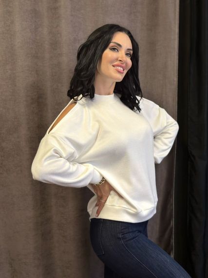 Женская красивая ангоровая кофта с открытыми плечами GF04169 цвет белый, размер 50/52